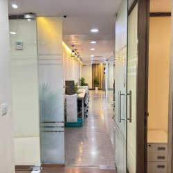 Lucknow office accomodation