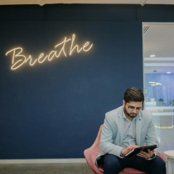 Executive office centre to hire in Gurugram (Gurgaon)