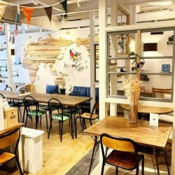 Offices at 1-13 Higashitamachi