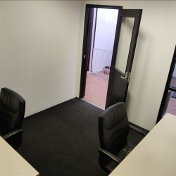 Executive suite to let in Melbourne