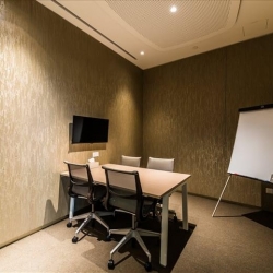 Executive suite to let in Singapore