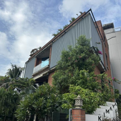 Pimpri-Chinchwad executive suite