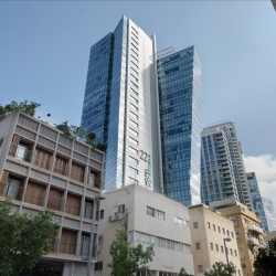 Office accomodations to rent in Tel Aviv