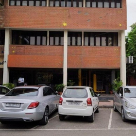 Serviced office to let in Chandigarh. Click for details.
