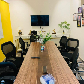 Exterior view of 1094, Huda Colony. Click for details.