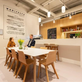 Interior of 72 Wenjing Road, Weiyang District, Shanxi Province, 2F/3F/4F De Yue Windows of Knowledge. Click for details.