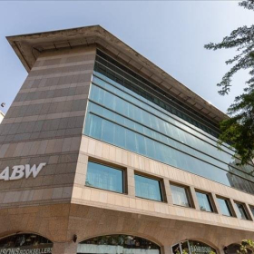 Image of New Delhi executive office. Click for details.