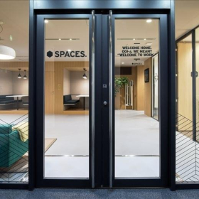 Executive office centre in Tokyo. Click for details.