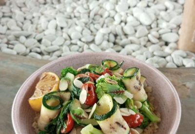 Offices at Jl. Raya Tumbakbayuh Gg. Pandan Asri 14 No.Depan, Tumbak Bayuh, Kec. Mengwi, Kabupaten Badung