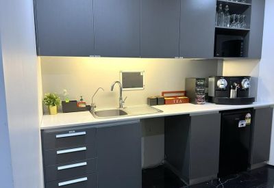 Unit 1-4, 15 Tench Street