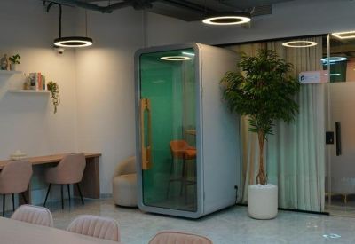 Exterior image of East Wing, Office 3107B (31st Floor), Latifa Tower, Sheikh Zayed Road