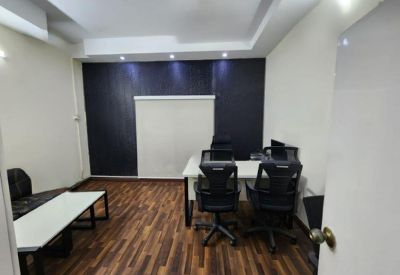 Serviced office to let in Lahore