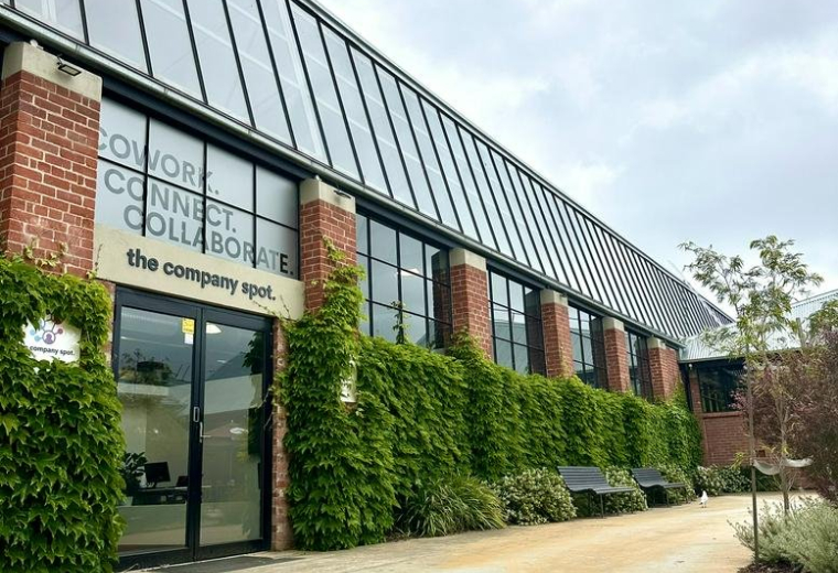 33 Mackey St, North Geelong VIC 3215, Australia, North Geelong, Victoria