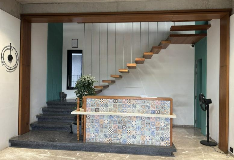 Dange Chowk Road, Pimpri-Chinchwad