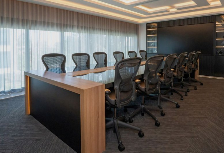 Plug In Spaces, Unit 19, 153-155 Rooks Road, Vermont, Melbourne