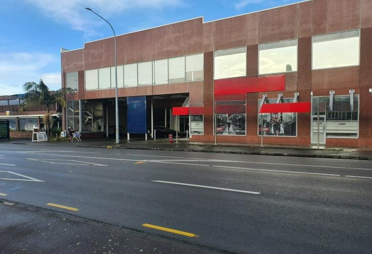 711 Mount Albert Road, Auckland