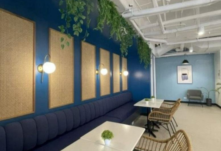 Harbor Drive Corner BayShore, Five E-Com, Mall of Asia Complex, Pasay