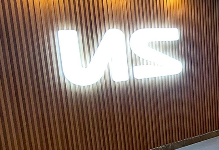 Exterior image of Jalan RT.6/RW.2, Kamal Muara, Kecamatan, Utara, Daerah Khusus Ibukota J, Pantai Indah Kapuk Street