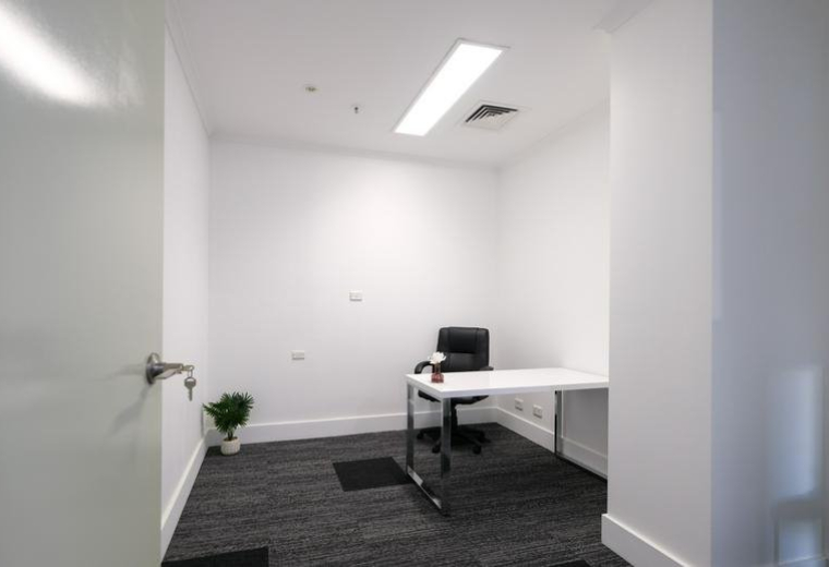 Exterior image of 161, London Circuit