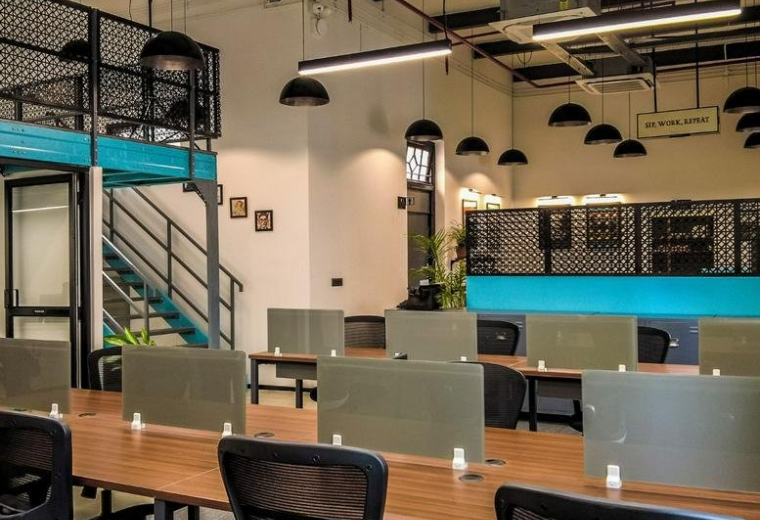 19, RN Mukherjee Road, Esplanade, Kolkata