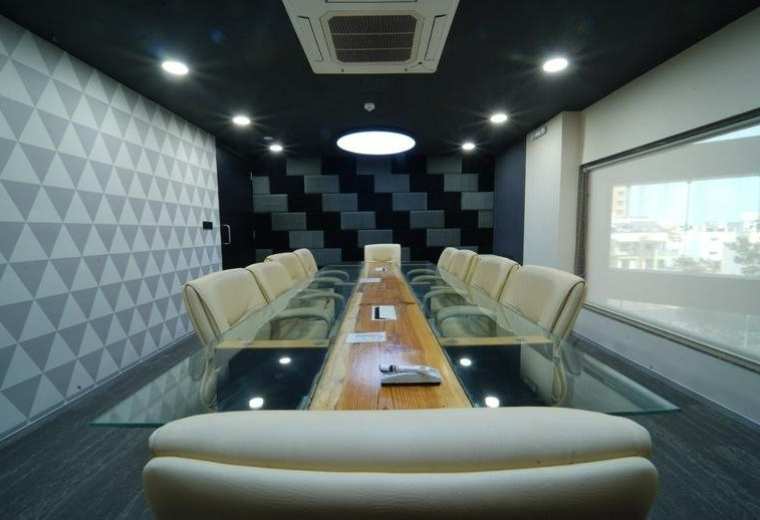 201, 2nd Floor, The Capital, Science City Road, Sola, Ahmedabad