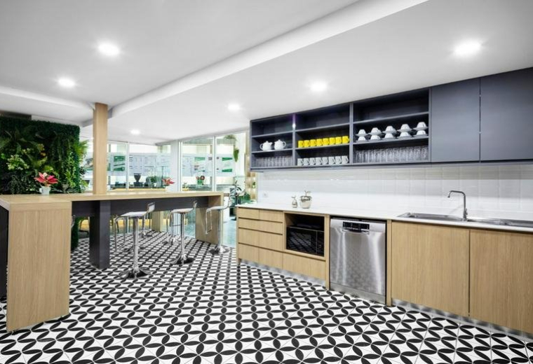 7 Sukhumvit 69 Road, Phra Khanong Nuea, Bangkok