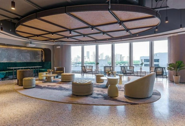 Ayala Triangle Gardens Tower 2, Paseo de Roxas cor Makati Avenue, Makati City, Manila