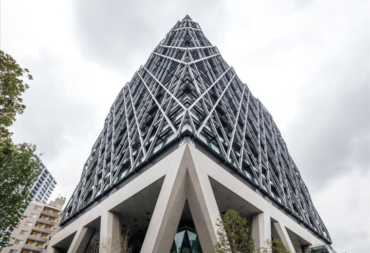 Exterior view of the striking lattice-patterned facade of DaiyaGate Ikebukuro.