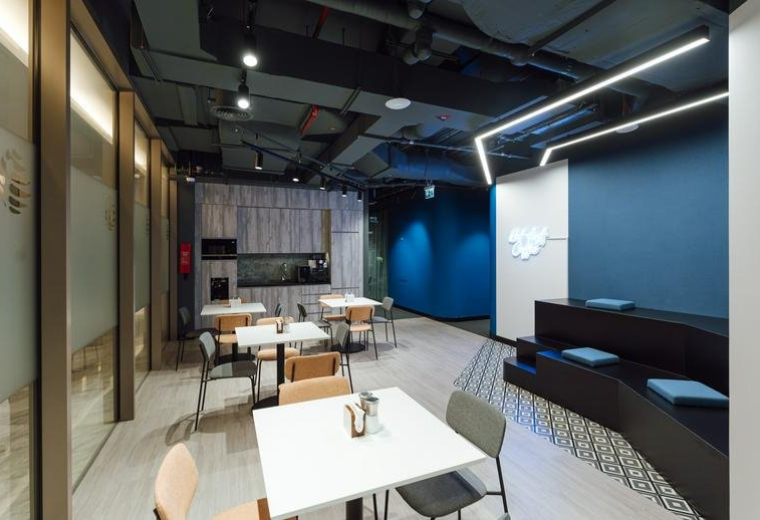 Office 304/305, The Offices 2, One Central, Level 3, Dubai