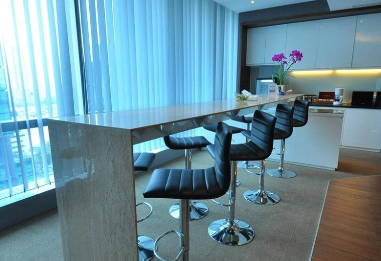 Exterior image of The City Tower Jalan MH Thamrin Number 81, Level 12