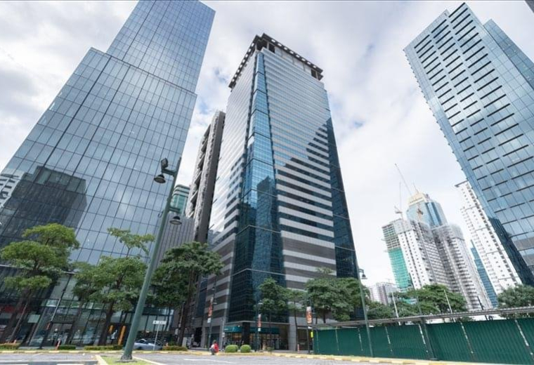 35/F &36;/F Penthouse, units 1, 2 and 4 Eco Tower Building, 32nd Street cor. 9th Avenue, Bonifacio G