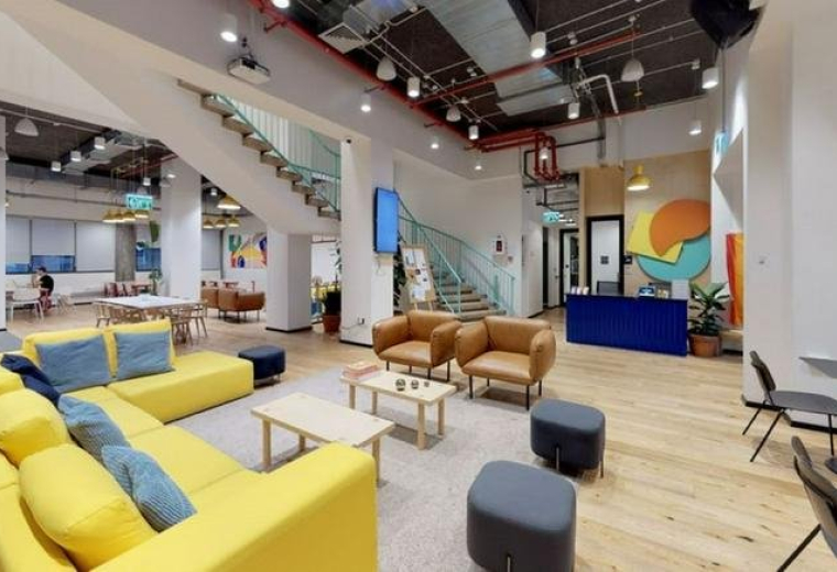 Downtown Haifa, Derech Ha’atzmaut 45