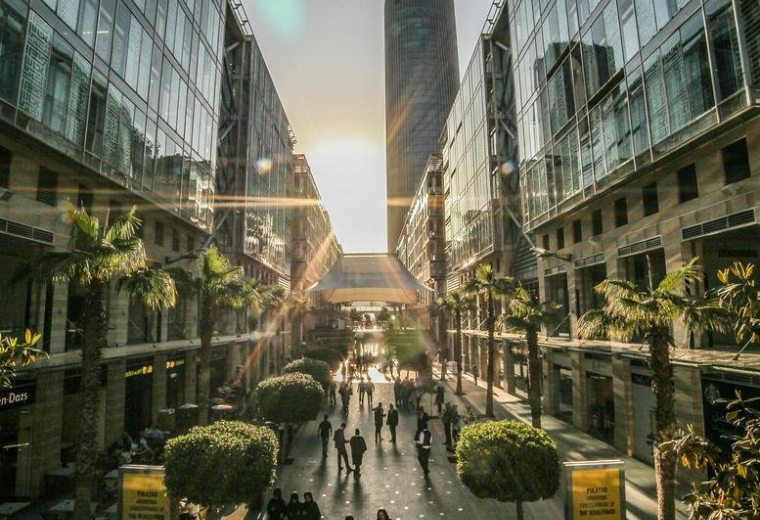 Exterior view of the modern glass-facade towers at Rafiq Al Hariri Avenue 1, The Boulevard.