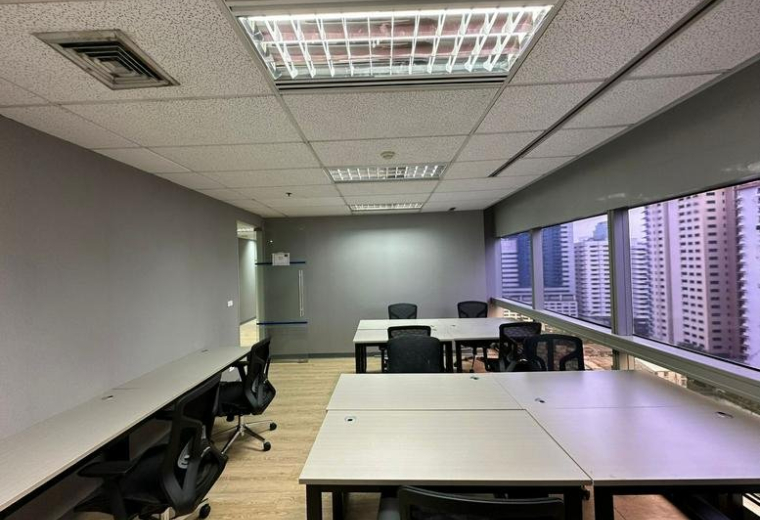 Serm Mit Tower, Unit 1702, 159 Sukhumvit 21 Road, Asoke, Bangkok, Thailand