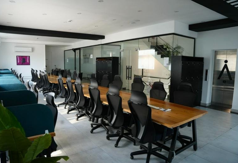 Uthman Ibn Affan Road,,