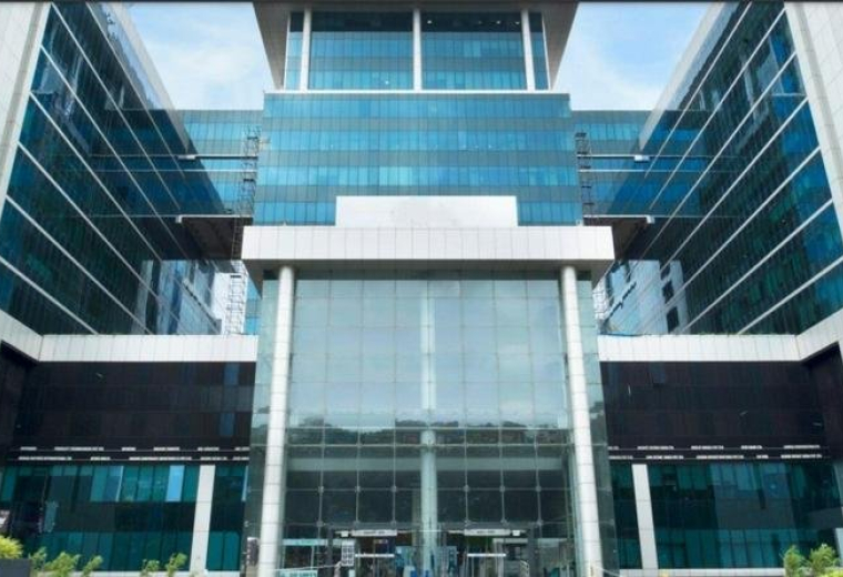 Vikhroli West, 247 Park, Hindustan C. Bus Stop, Lal Bahadur Shastri Road, Mumbai