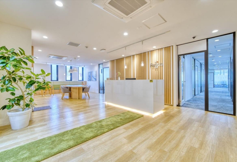 The Place, Hanabata, Shinshigai, Chuo-ku, Kumamoto-shi