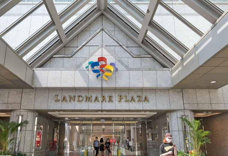 Yokohama Landmark Plaza 5F, 2-2-1 Minatomirai, Nishi-ku