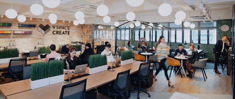 The spacious open-plan communal workspace at Riley House, 88 Lei Muk Road, Kwai Chung, Tsuen Wan.