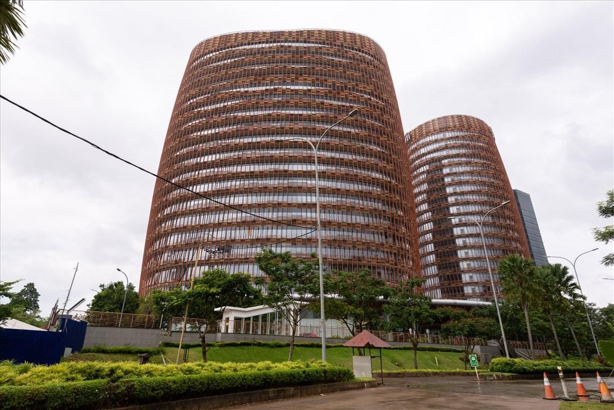 The distinctive rounded exterior towers of South Quarter Tower C featuring horizontal shading louvers.