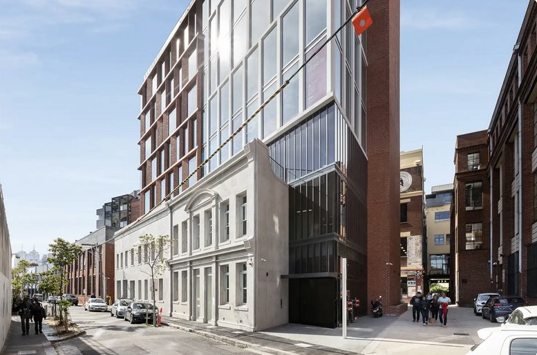 Exterior view of the contemporary facade at 33, Stewart Street, Melbourne, Victoria.