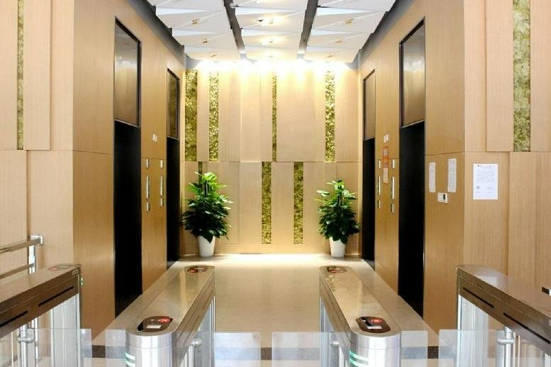 Building B14, Phase 2, Financial Gang Backstage Service Center Base Construction Project, Number 77, Wuhan lobby.
