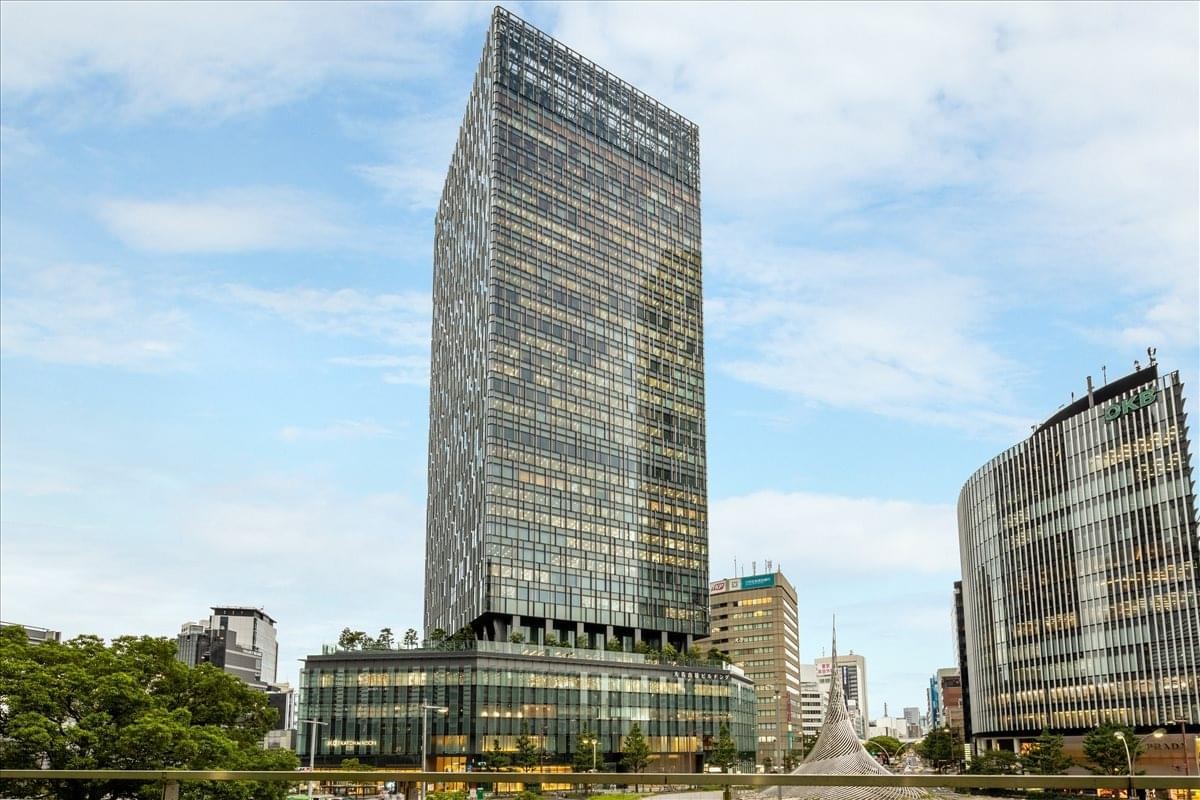 Exterior view of the glass-facade skyscraper at Dai Nagoya Building.