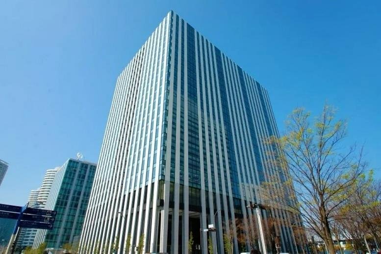 Exterior view of the glass-facade MinatoMirai building in Nishi-ku, Yokohama.