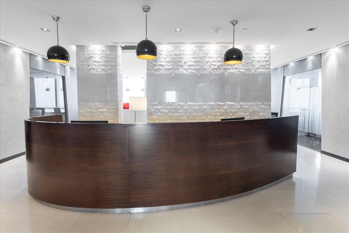 Professional reception desk at Al Hamra Tower, 35th Floor, East Maqwa, Kuwait City.