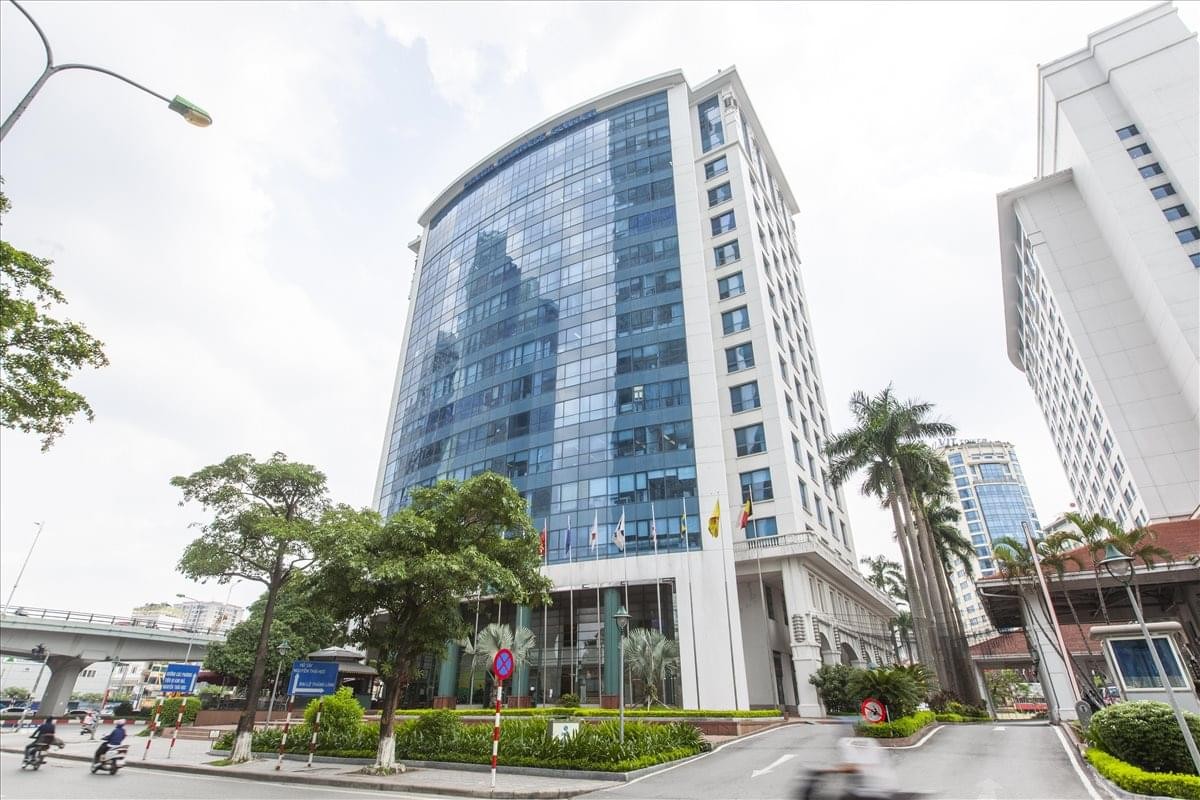 Exterior view of the glass-facade Daeha Business Centre at 360 Kim Ma street.