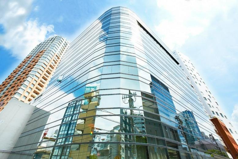 Exterior view of the glass-facade Shibuya 1, Chome 3-9 Hurric Shibuya 1, Chome Building.
