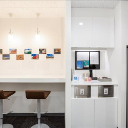 Exterior image of 1-10-24 Matsuo, 1F & 4F & 5F Hawk City Naha Building, Naha-shi
