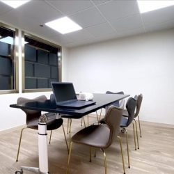Serviced office centres to let in Hong Kong