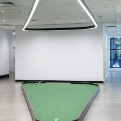Serviced office centre to let in Melbourne